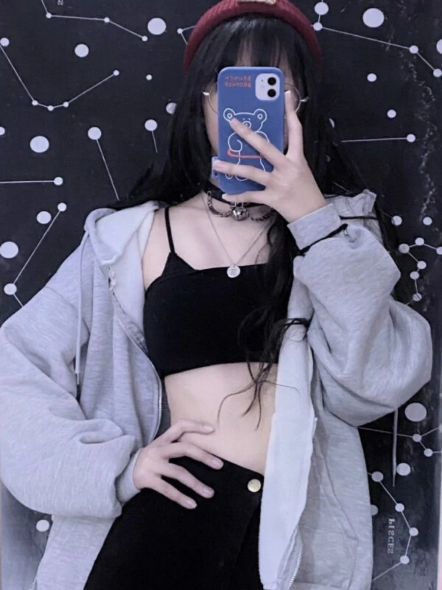avatar-anh-gai-xinh-che-mat-004-1 Anime cute gái mang đến sự dễ thương và thu hút